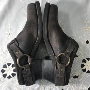 FRYE Women’s Harness Leather Suede Mules Size 9
